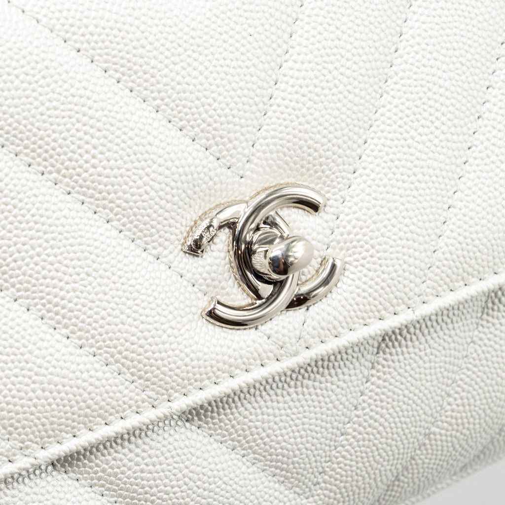 chanel-chevron-small-coco-handle-caviar-iridescent-white-shw