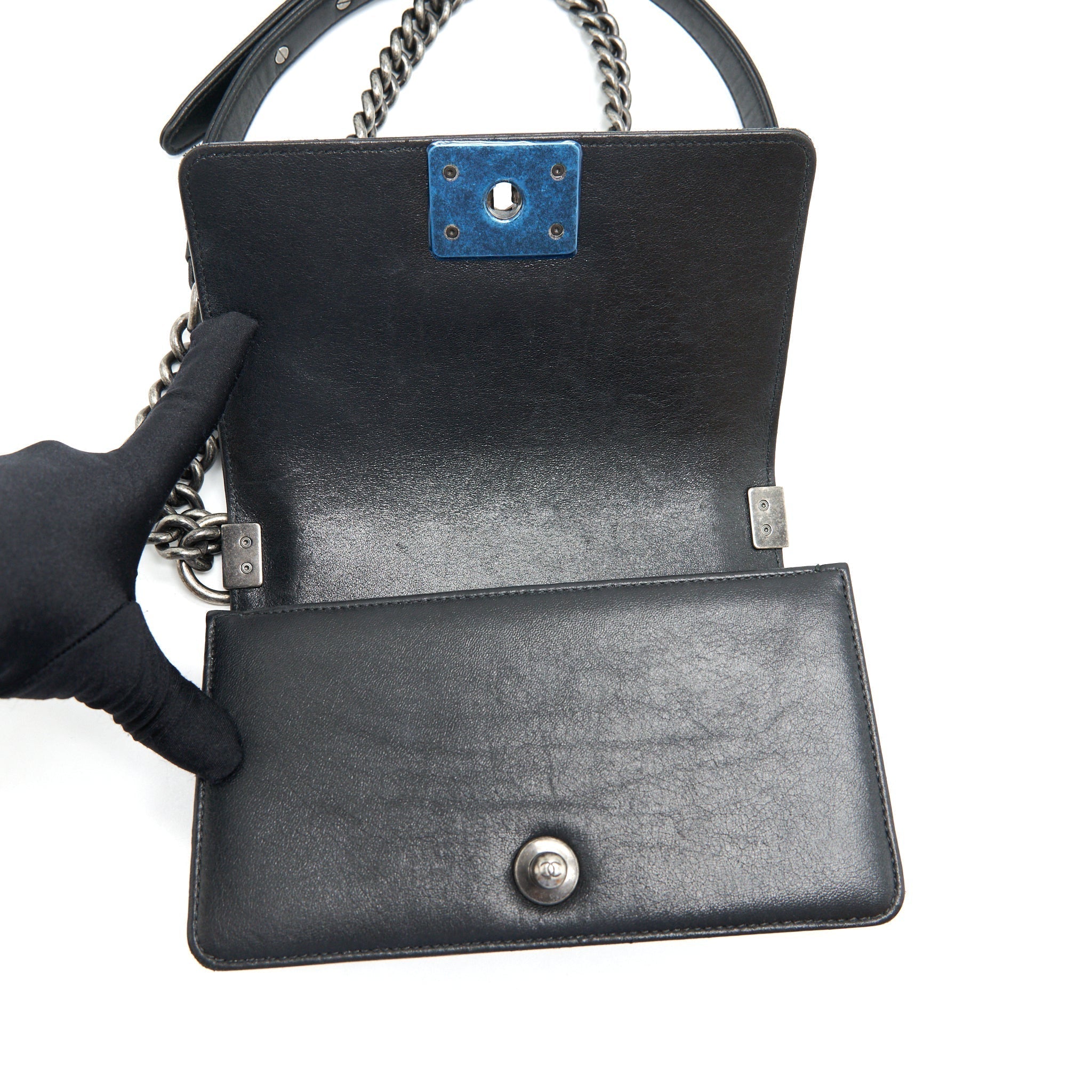 chanel-small-boy-bag-lizard-black-with-ruthenium-hardware