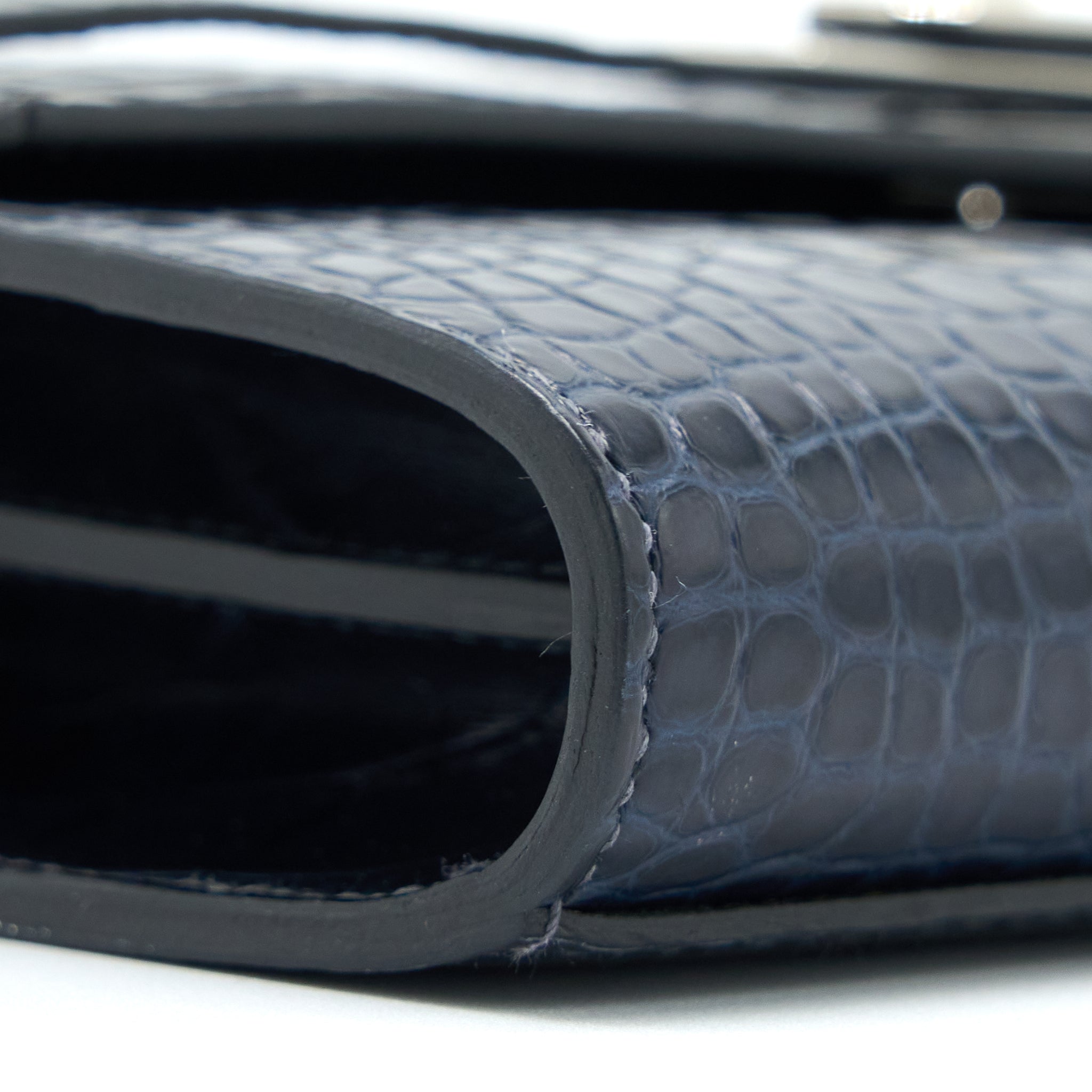 hermes-kelly-to-go-alligator-mississippiensis-mat-blue-indigo-shw-stamp-z
