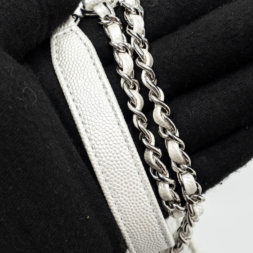 chanel-chevron-small-coco-handle-caviar-iridescent-white-shw