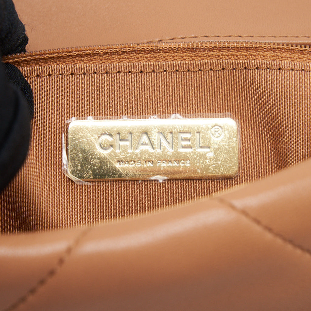 chanel-21k-caramel-small-19-flap-bag-microchip
