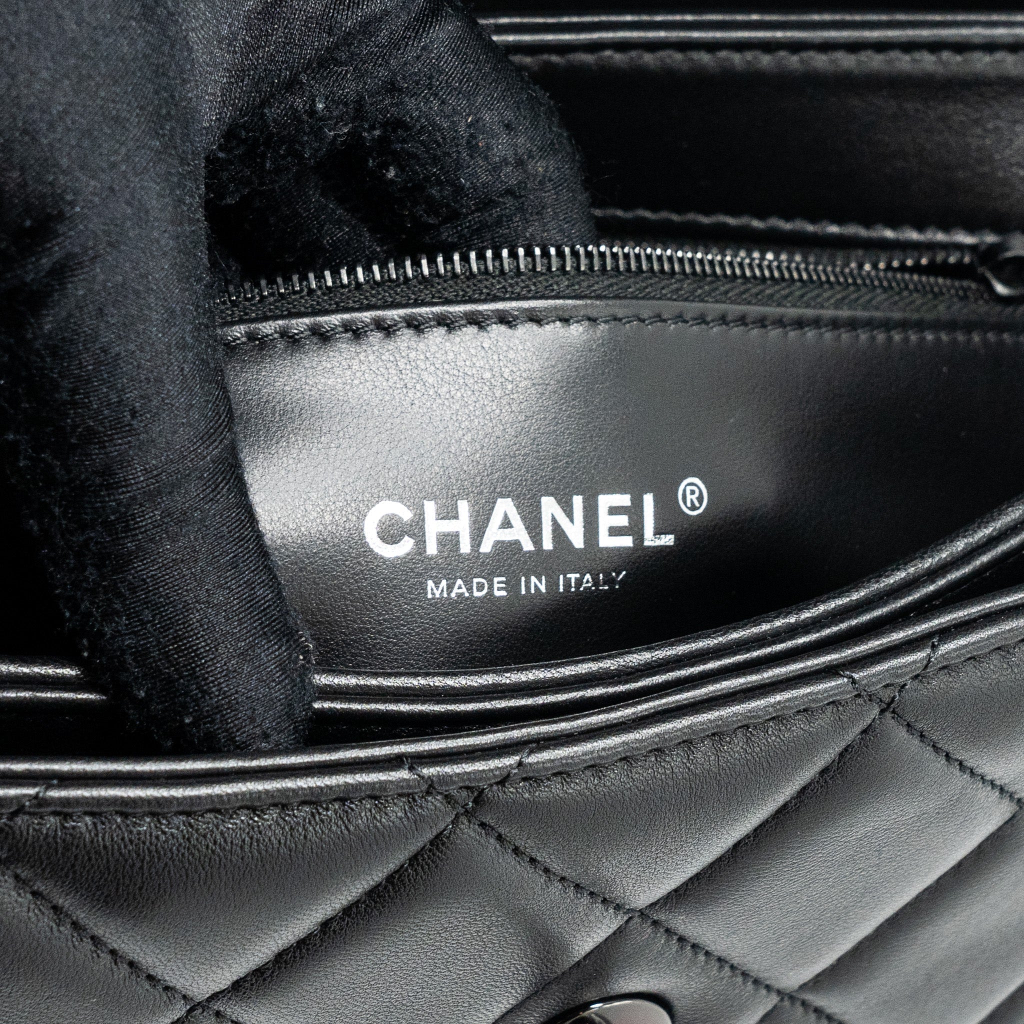 chanel-small-trendy-cc-flap-bag-lambskin-so-blackmicrochip