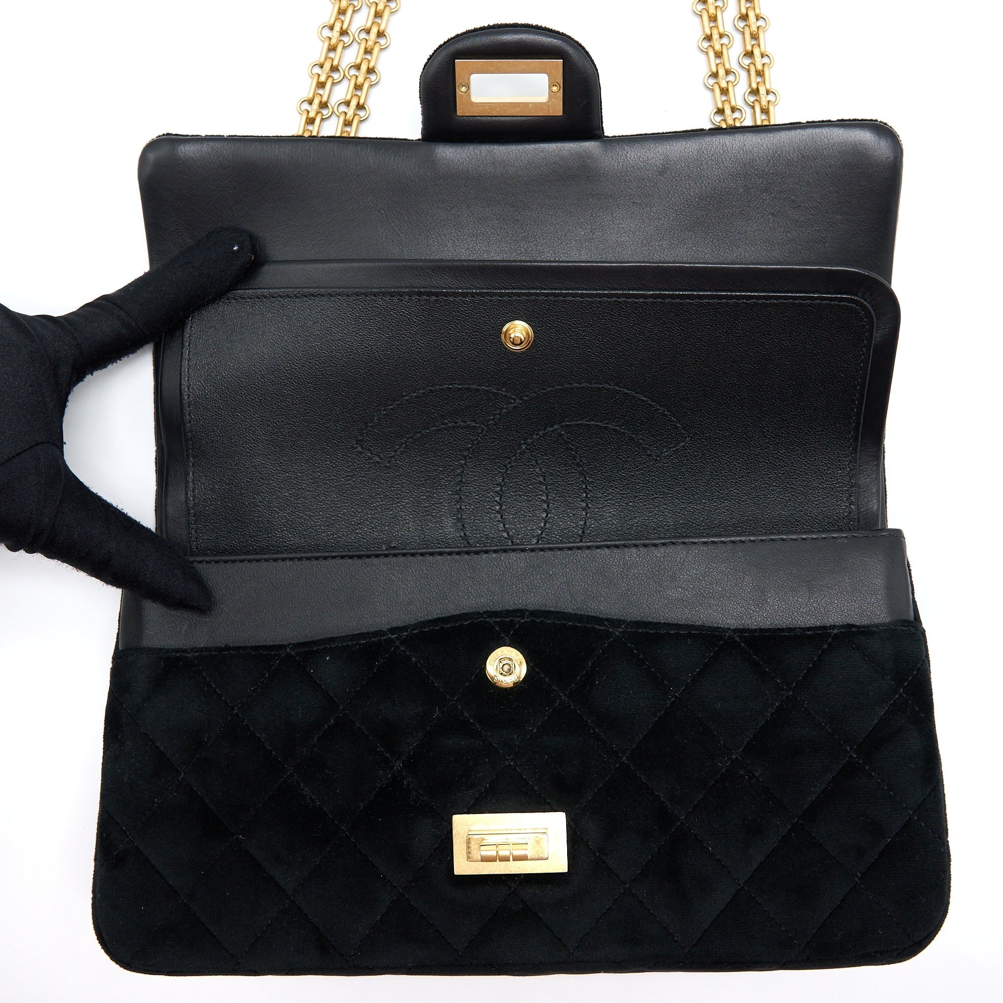 chanel-small-2-55-reissue-flap-bag-velvet-black-ghw