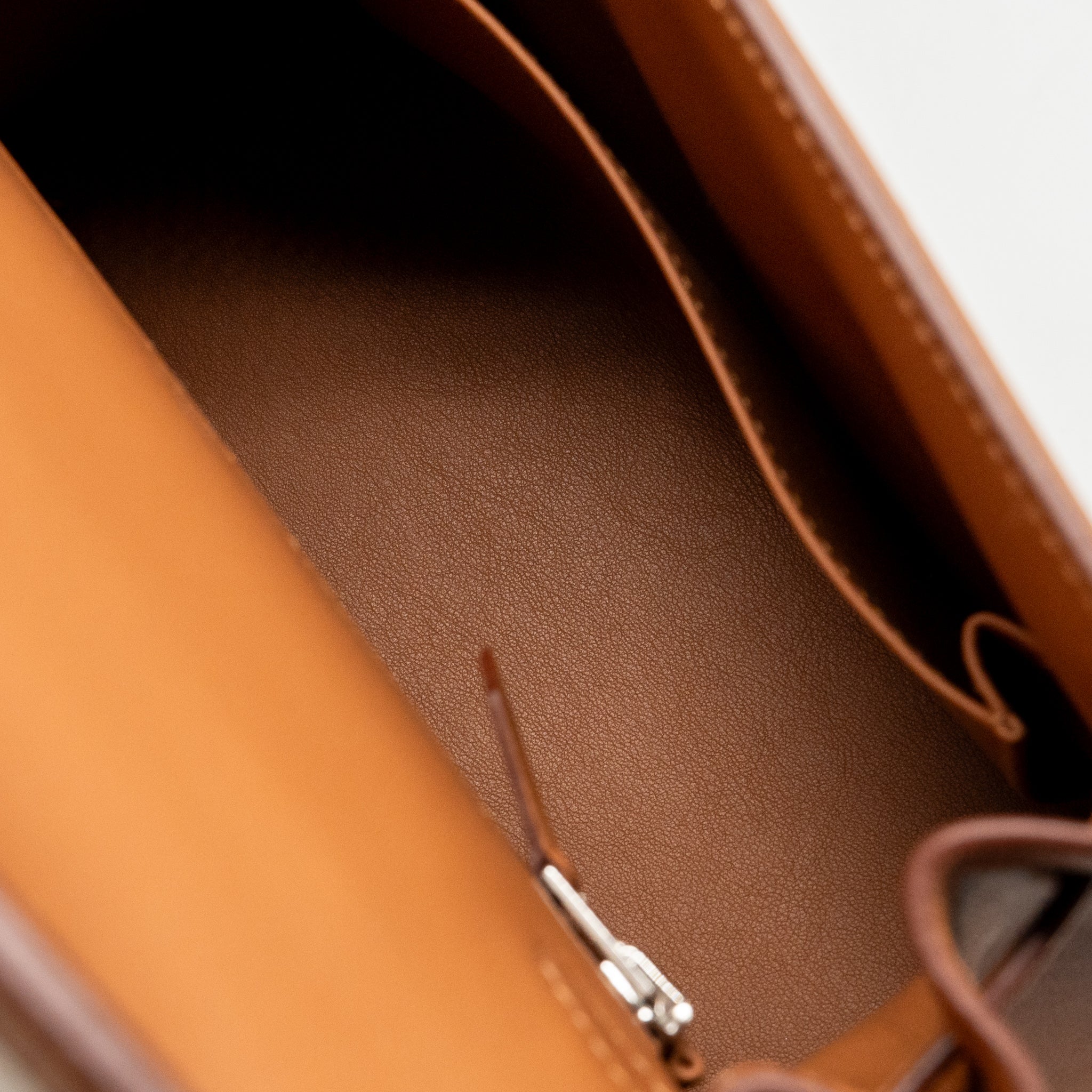 hermes-kelly-25-toile-h-swift-ecru-beige-gold-shw-stamp-u