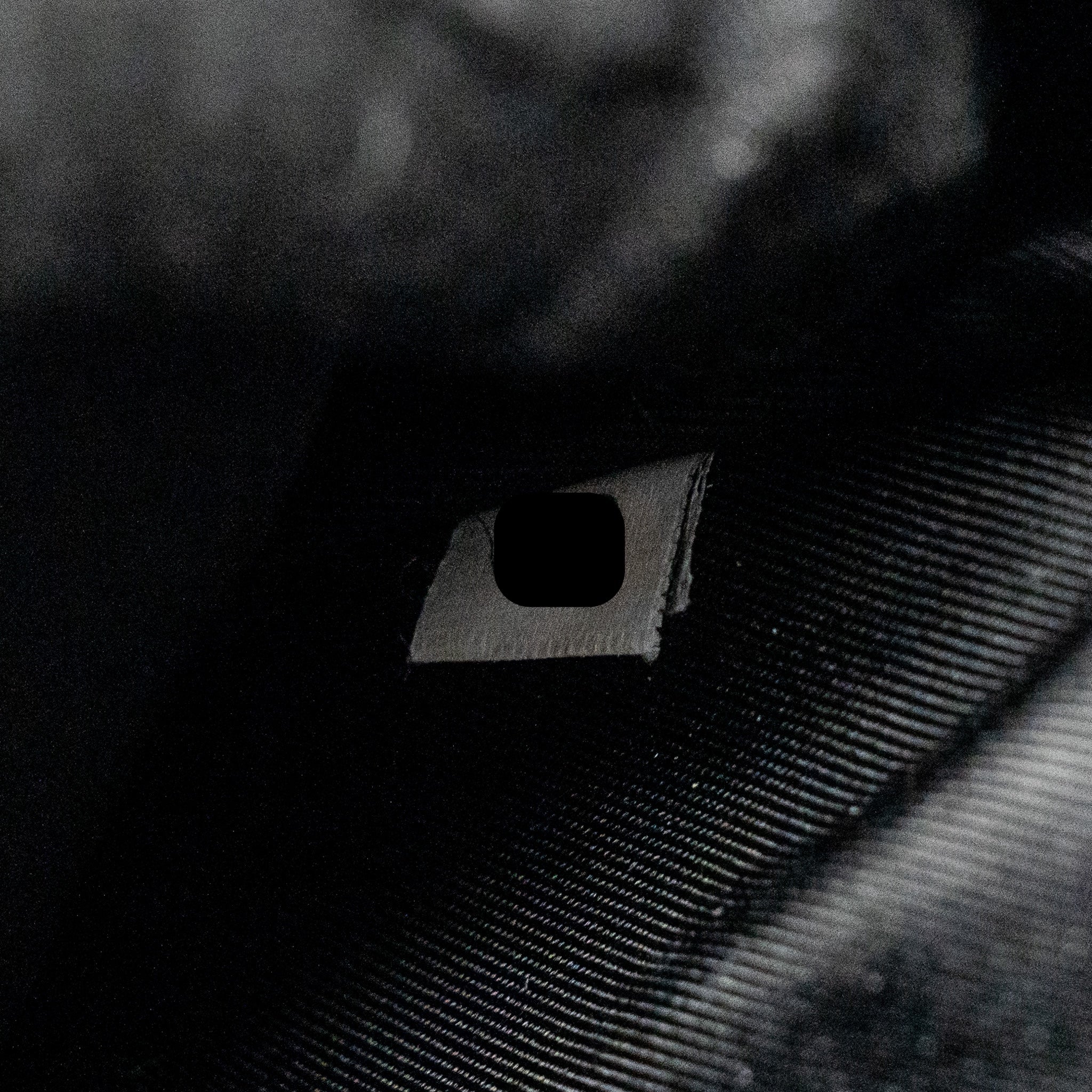 prada-trimmed-saffiano-phone-case-re-nylon-black-shw