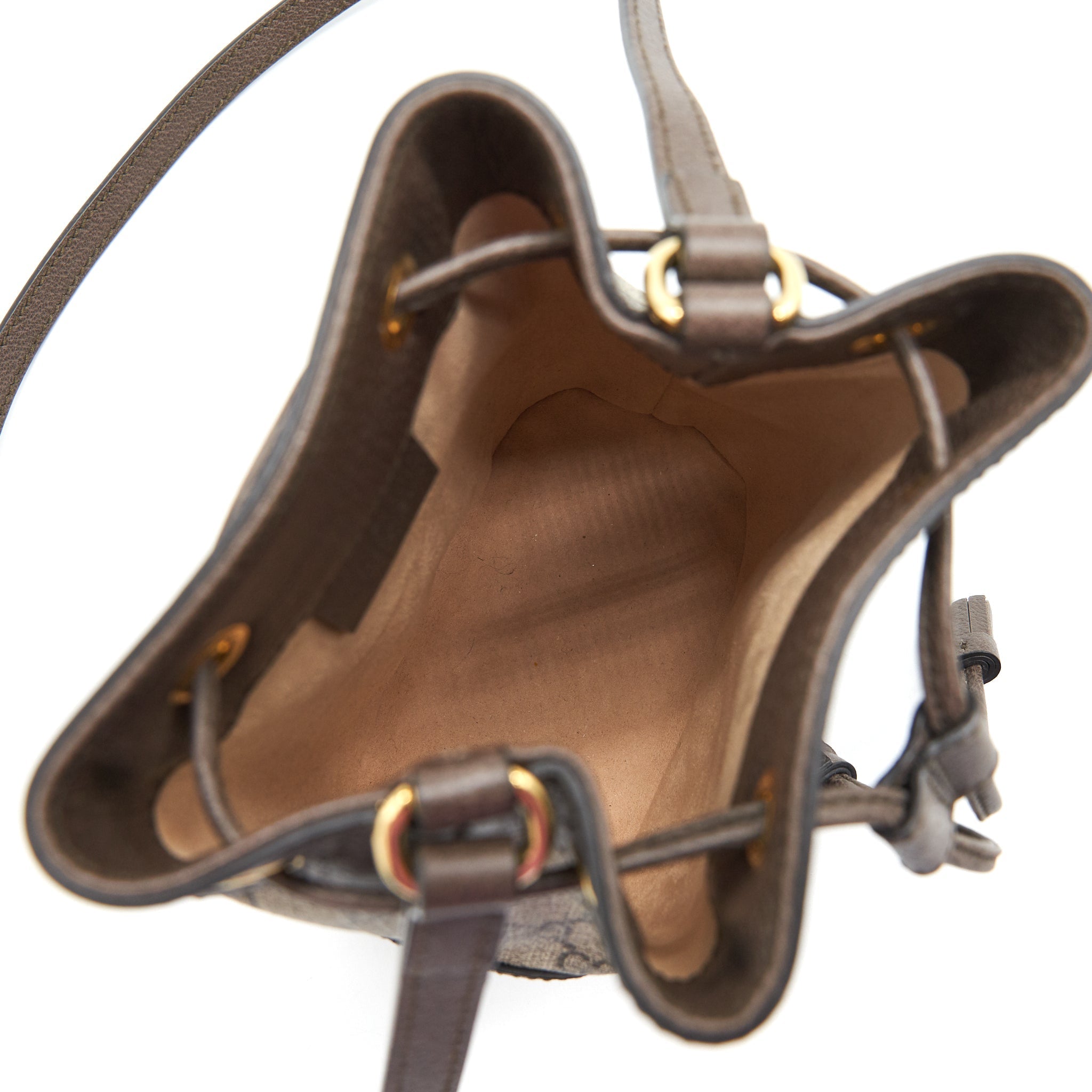 gucci-mini-ophidia-gg-supreme-bucket-bag