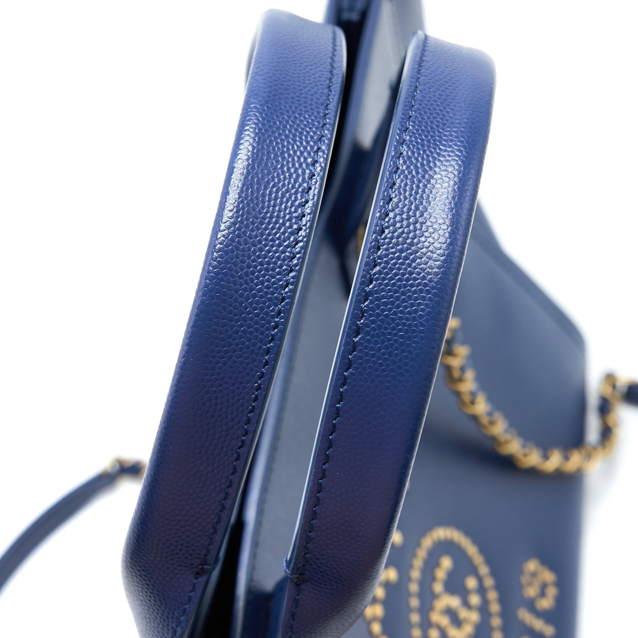 chanel-deauville-tote-bag-grained-calfskin-navy-ghw