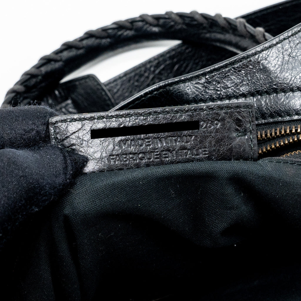 balenciaga-classic-city-bag-leather-black-ruthenium-gold-hardware