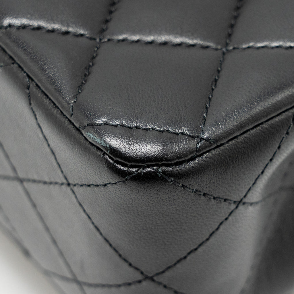 chanel-small-classic-double-flap-bag-lambskin-black-ghwmicrochip-copy