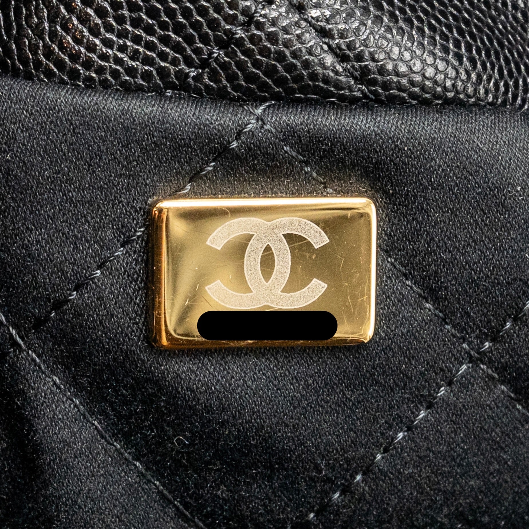 chanel-medium-22-bag-black-letter-caviar-black-ghw-microchip-copy
