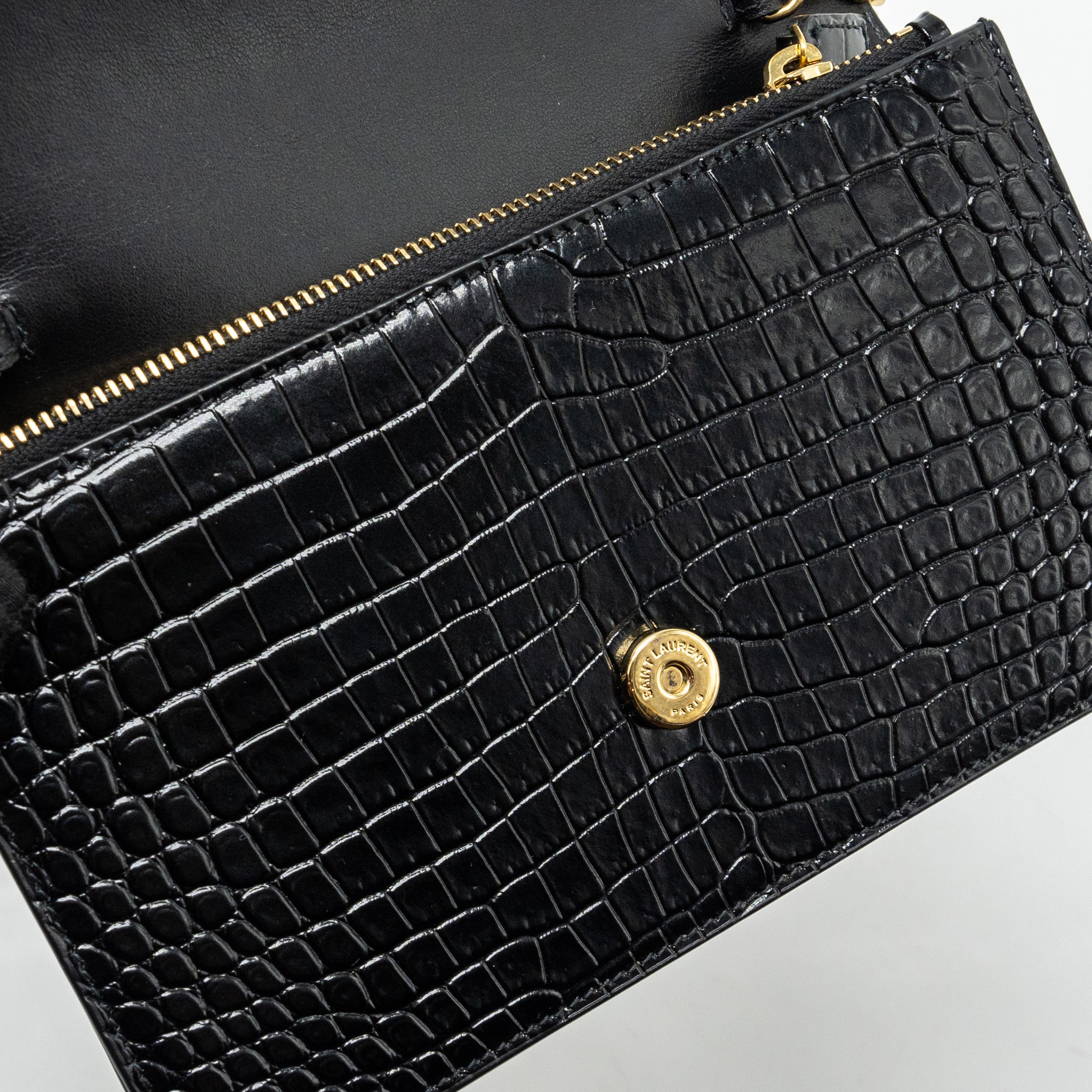 saint-laurent-ysl-kate-tassel-croc-embossed-calfskin-black-ghw