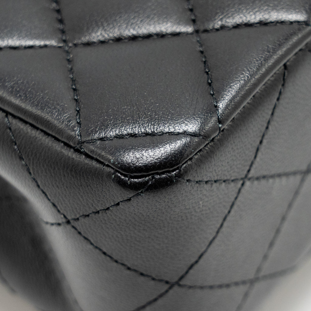 chanel-small-classic-double-flap-bag-lambskin-black-ghwmicrochip-copy