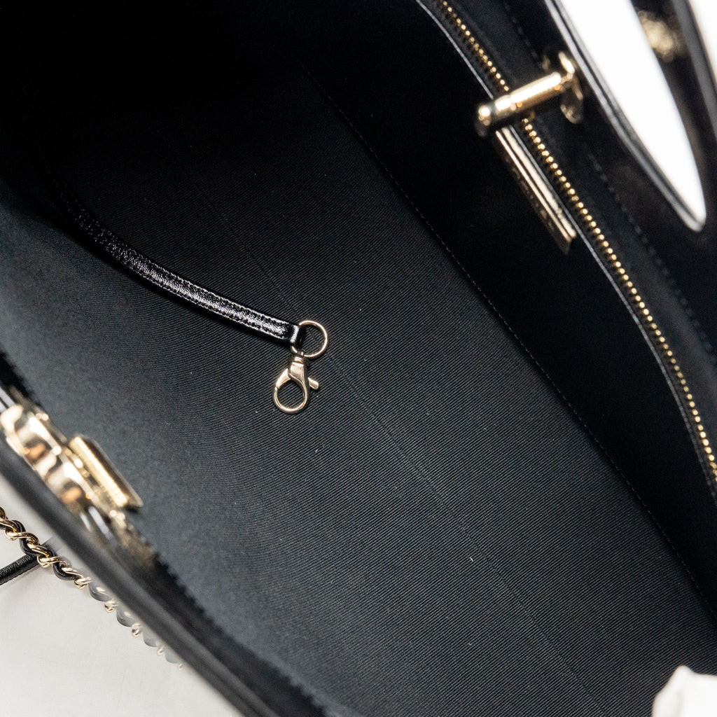 chanel-medium-31-bag-shiny-lambskin-lghw-microchip
