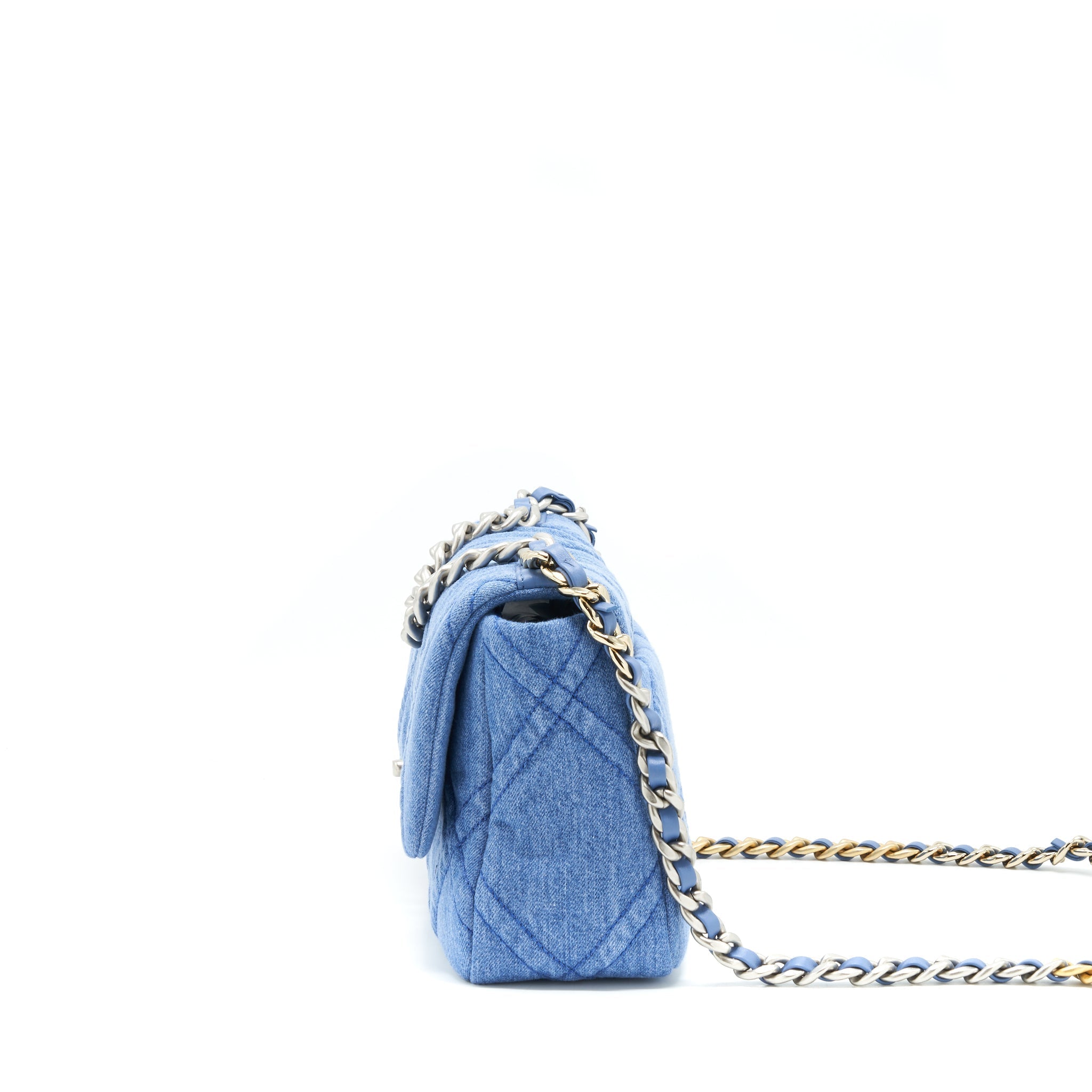 chanel-22p-denim-small-19-bag-light-blue-gold-sliver-hardware