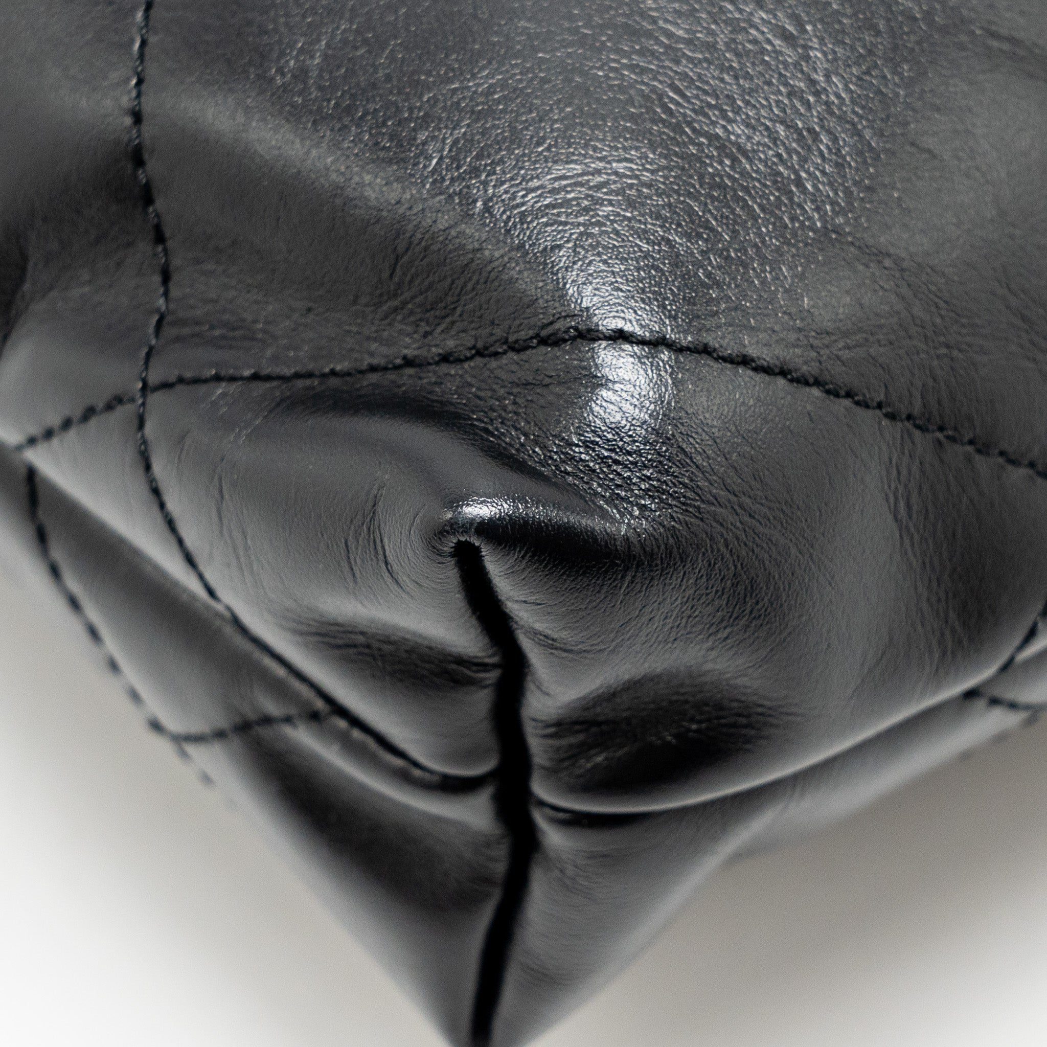 chanel-mini-22-bag-calfskin-black-ghw-microchip-copy
