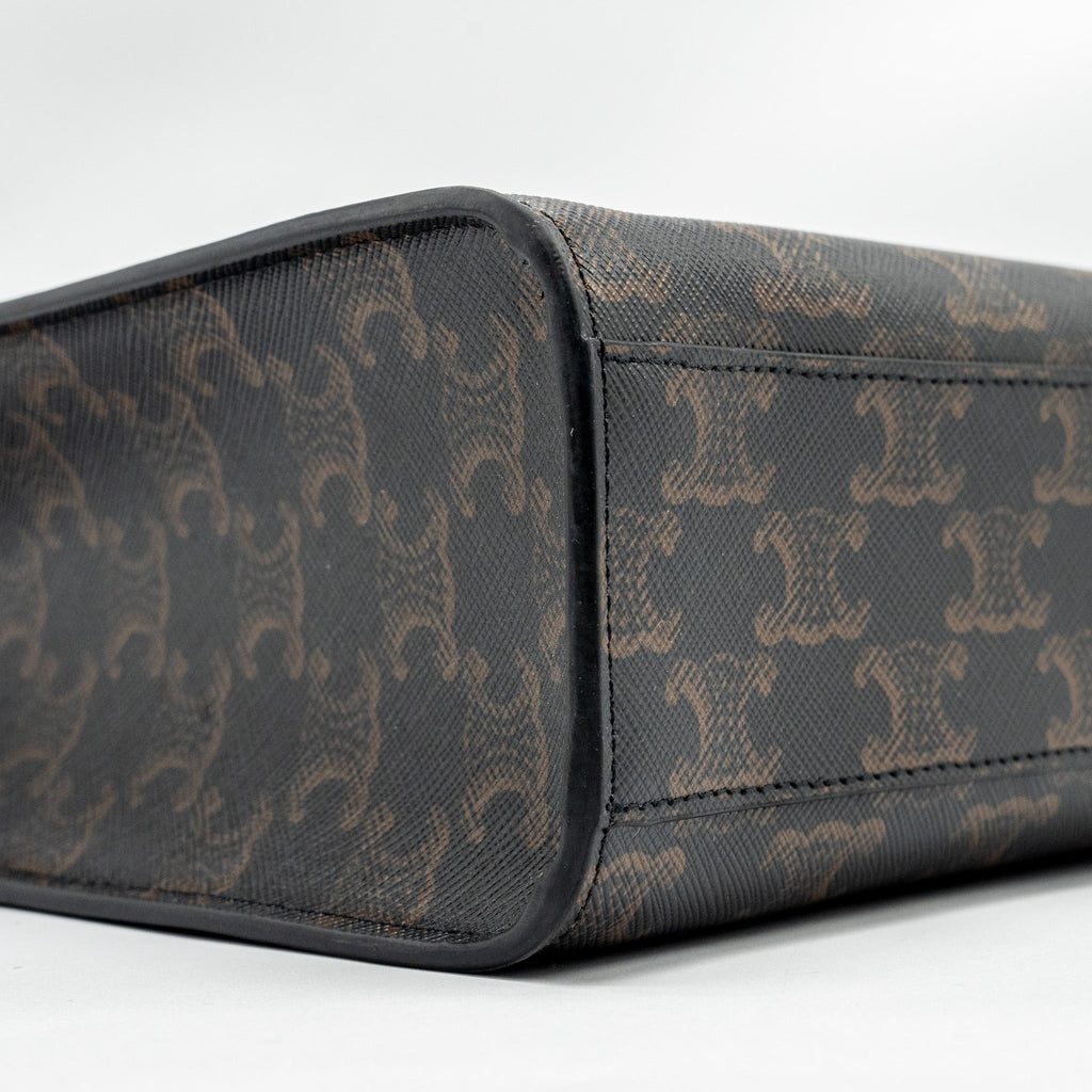 celine-vertical-cabas-in-triomphe-canvas-black-multicolour-ghw