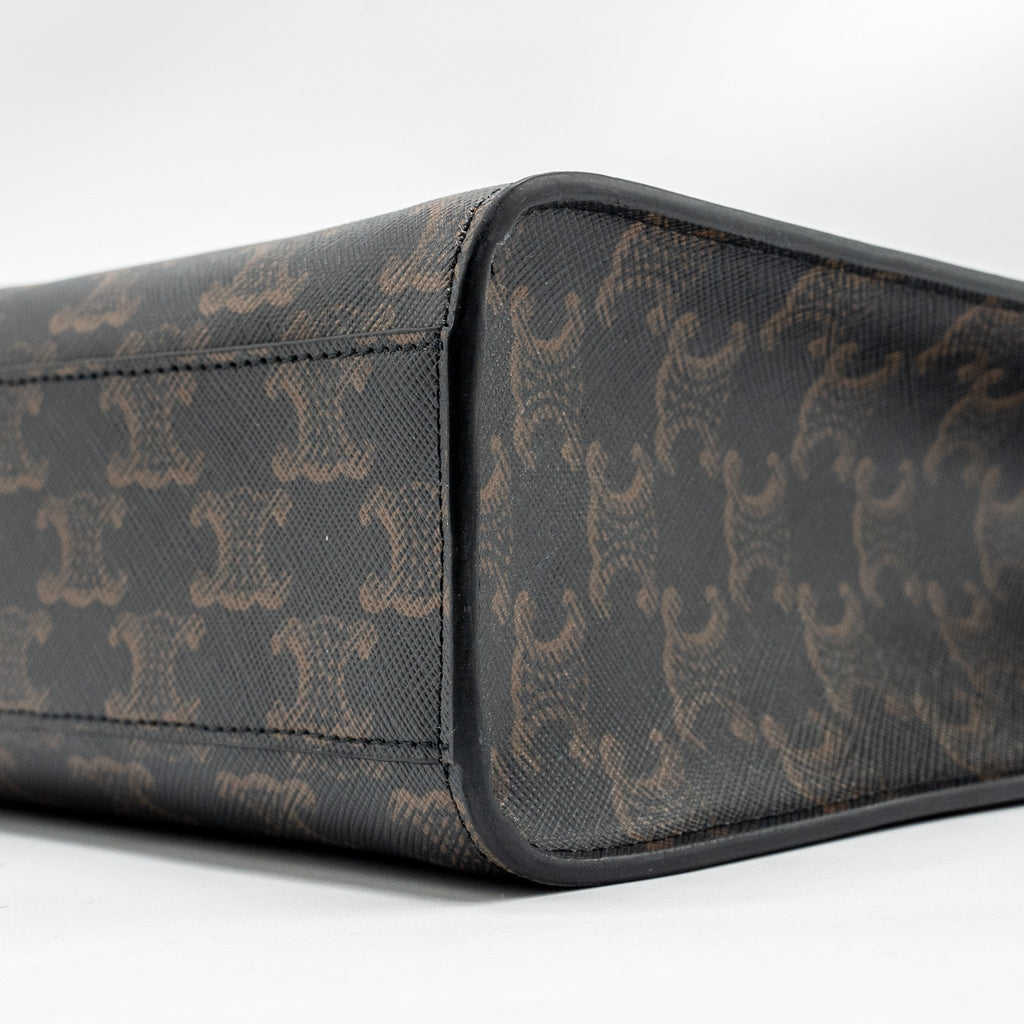 celine-vertical-cabas-in-triomphe-canvas-black-multicolour-ghw