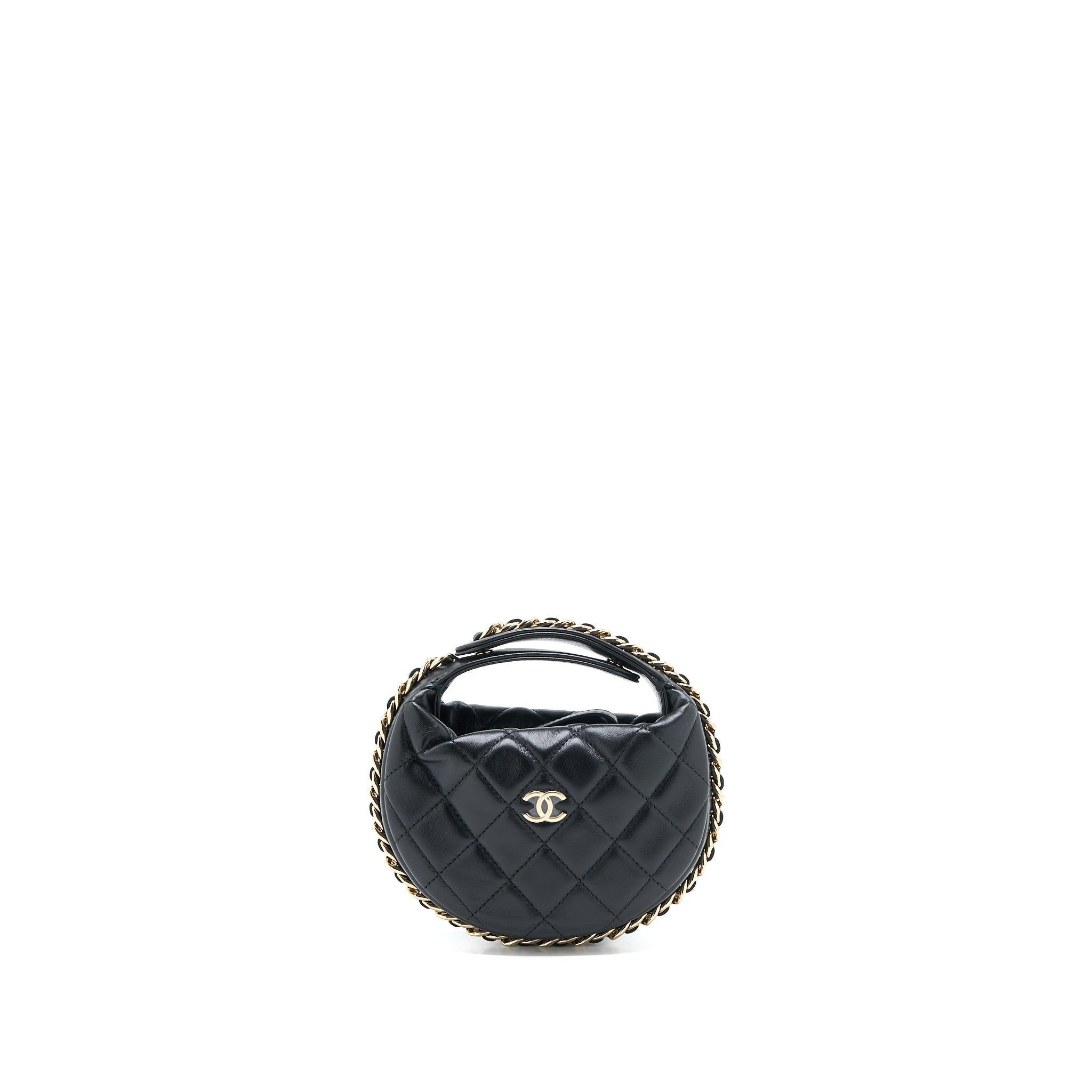 chanel-23c-round-clutch-lambskin-black-lghw-microchip