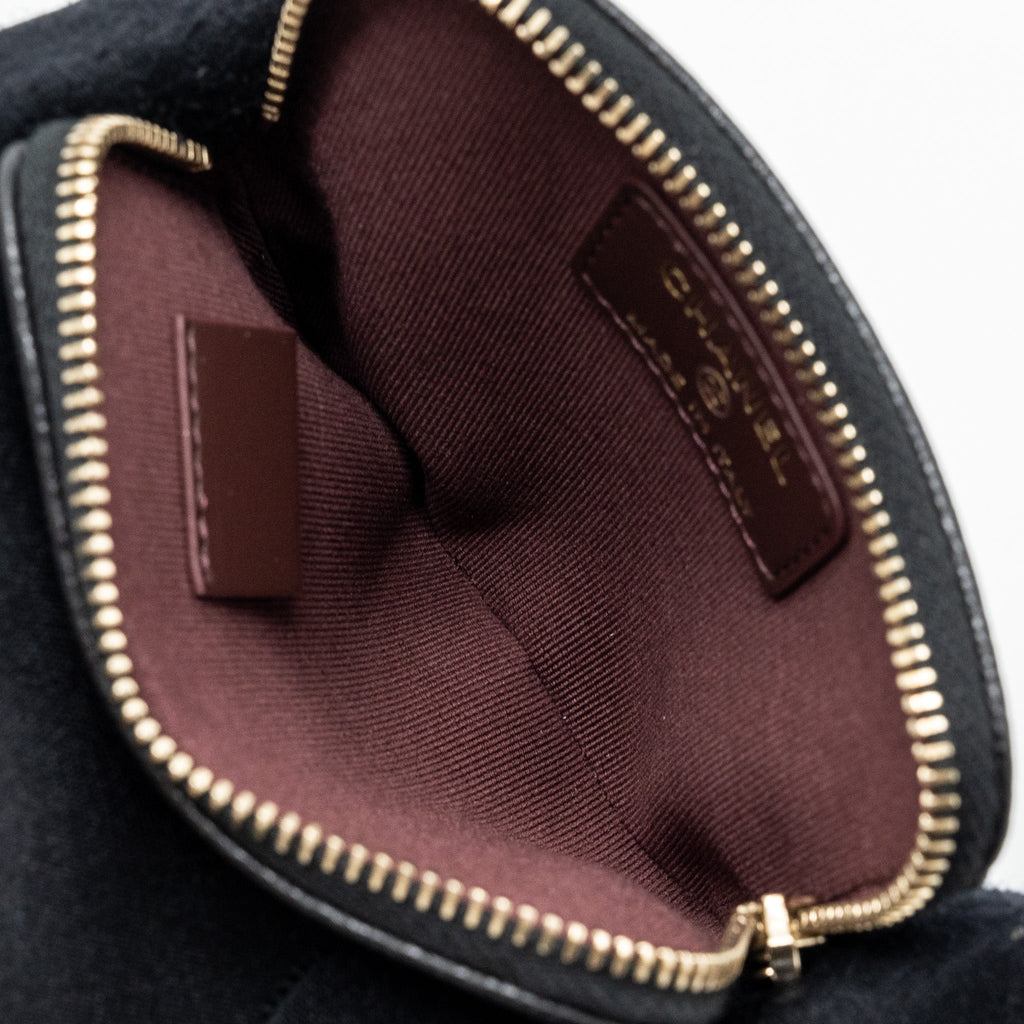 chanel-square-zipper-pouch-card-holder-caviar-black-lghw-microchip-1