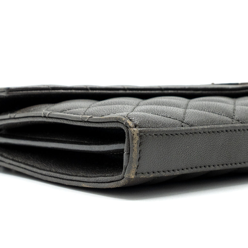saint-laurent-ysl-envelop-chain-bag-calfskin-dark-grey-shw