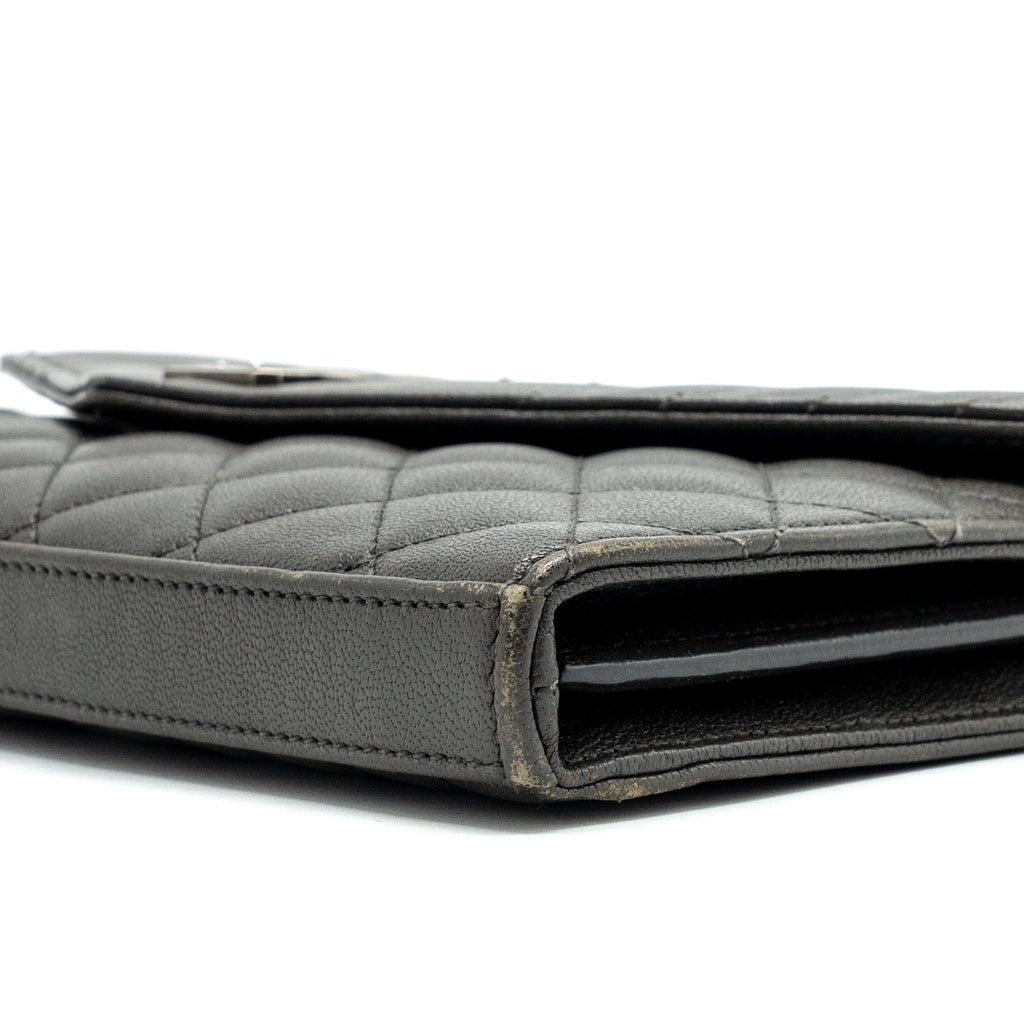 saint-laurent-ysl-envelop-chain-bag-calfskin-dark-grey-shw