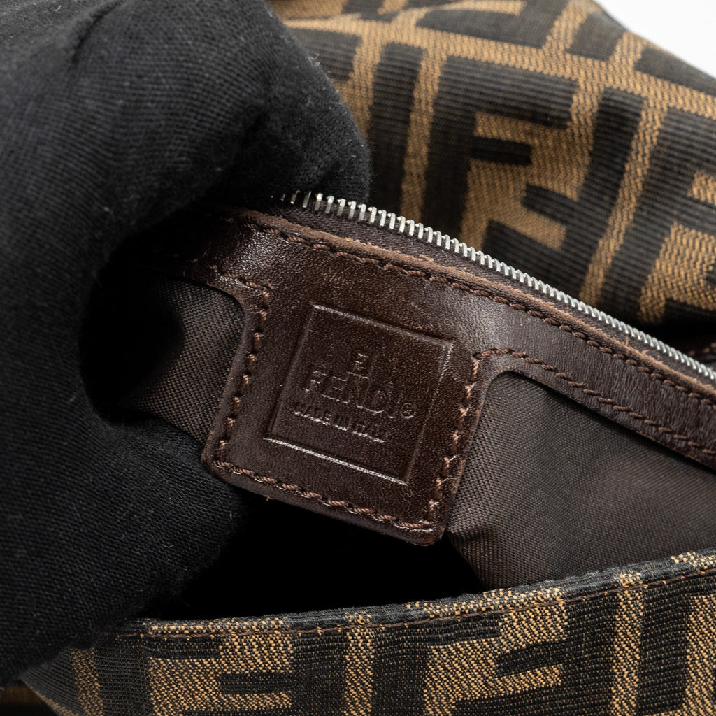 fendi-vintage-shoulder-bag-ff-jacquard-canvas-brown-shw