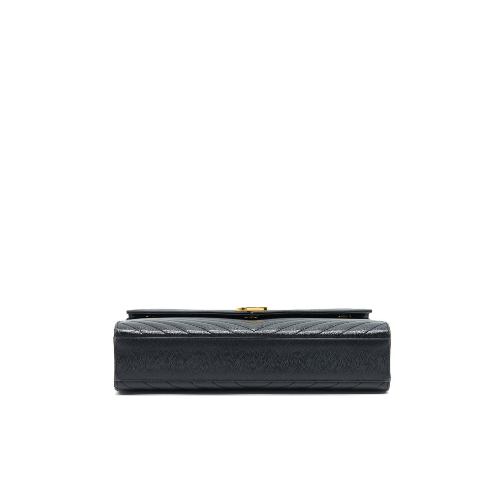 saint-laurent-ysl-large-envelope-chain-flap-bag-in-black-grain-de-poudre