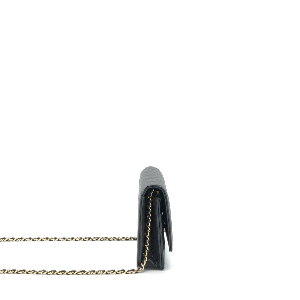 chanel-22s-detailed-logo-wallet-on-chain-caviar-black-lghw