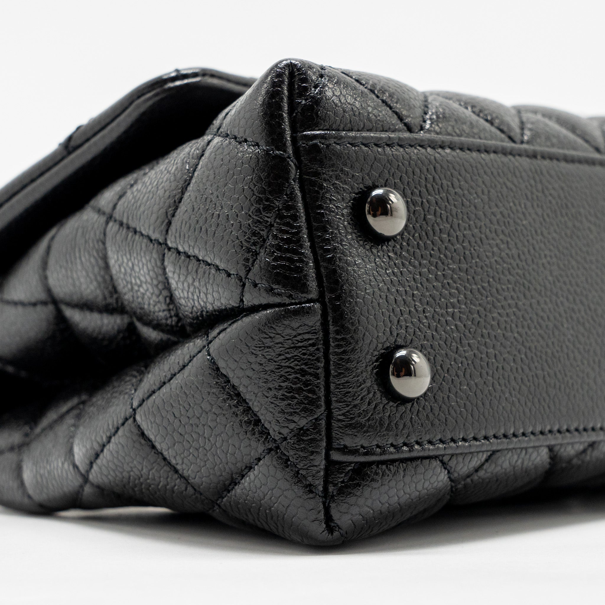 chanel-small-coco-handle-caviar-so-black-with-black-hardware-2