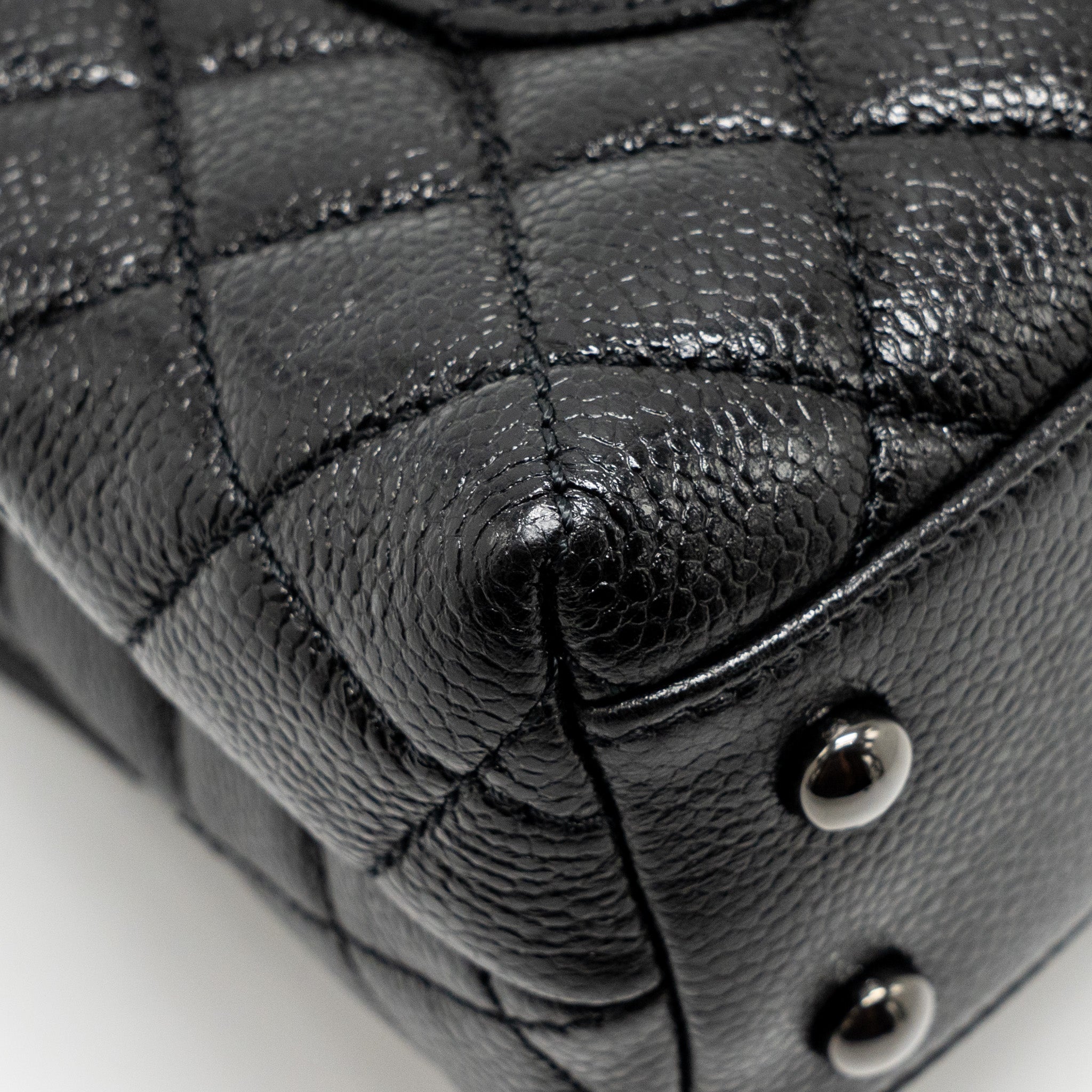 chanel-small-coco-handle-caviar-so-black-with-black-hardware-2