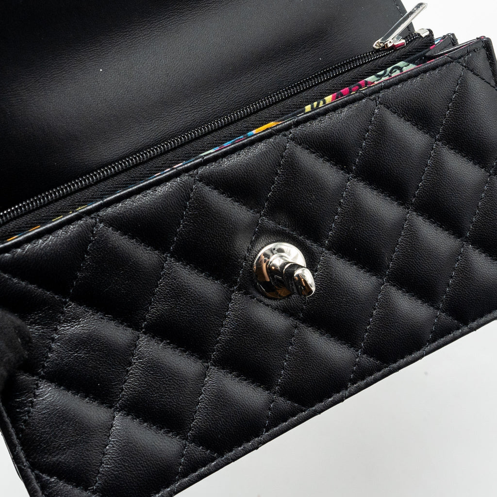 chanel-top-handle-mini-wallet-on-chain-flap-bag-lambskin-black-shwmicrochip