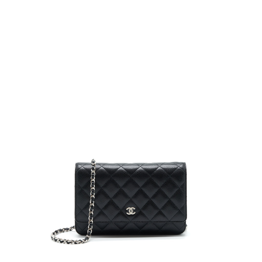chanel-classic-wallet-on-chain-caviar-black-shw-microchip-1