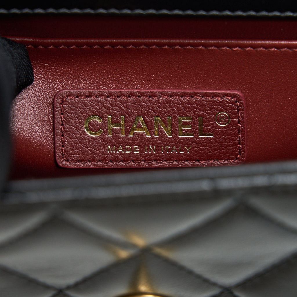 chanel-21a-gold-crush-mini-flap-bag-calfskin-black-ghw