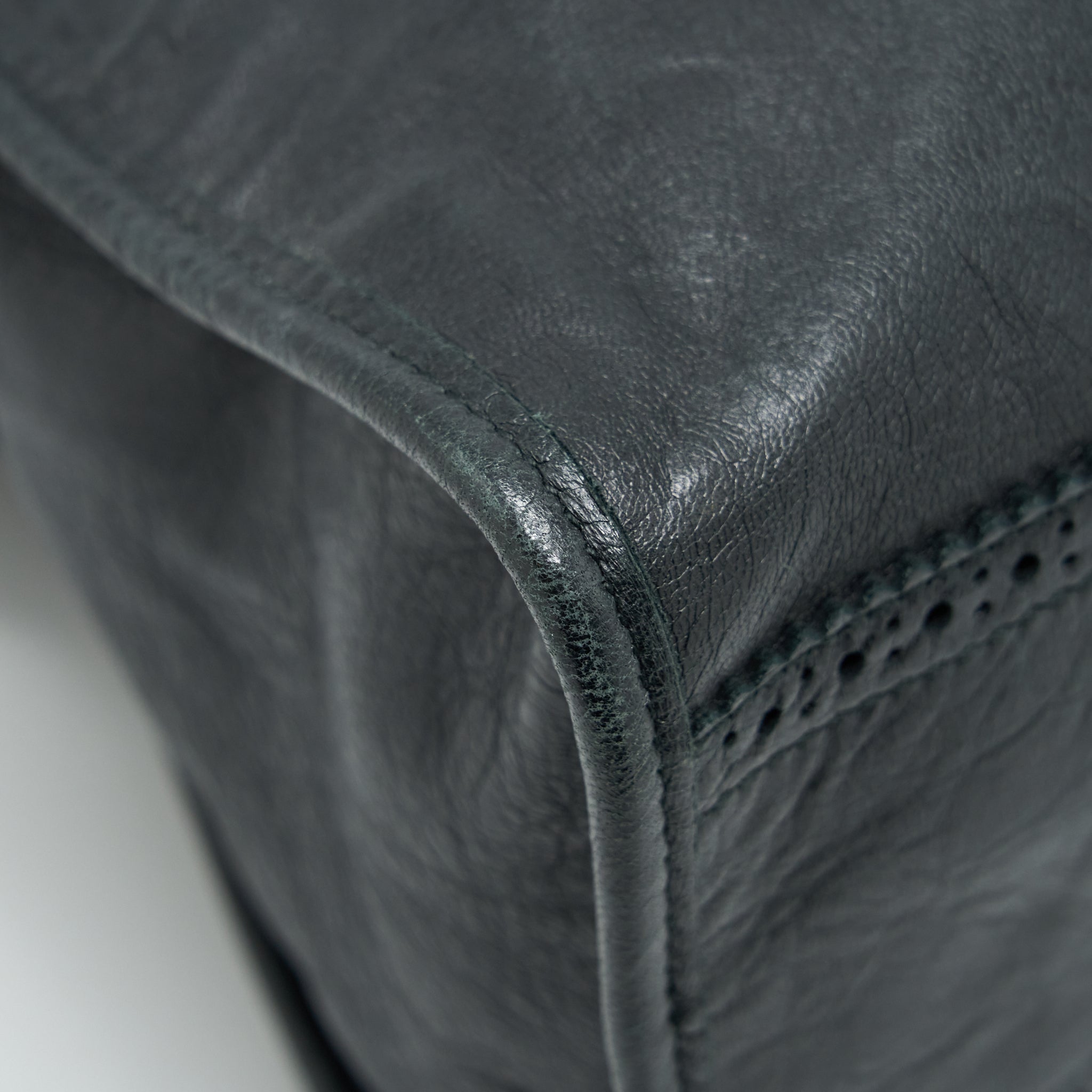 balenciaga-giant-city-bag-black-shw-1