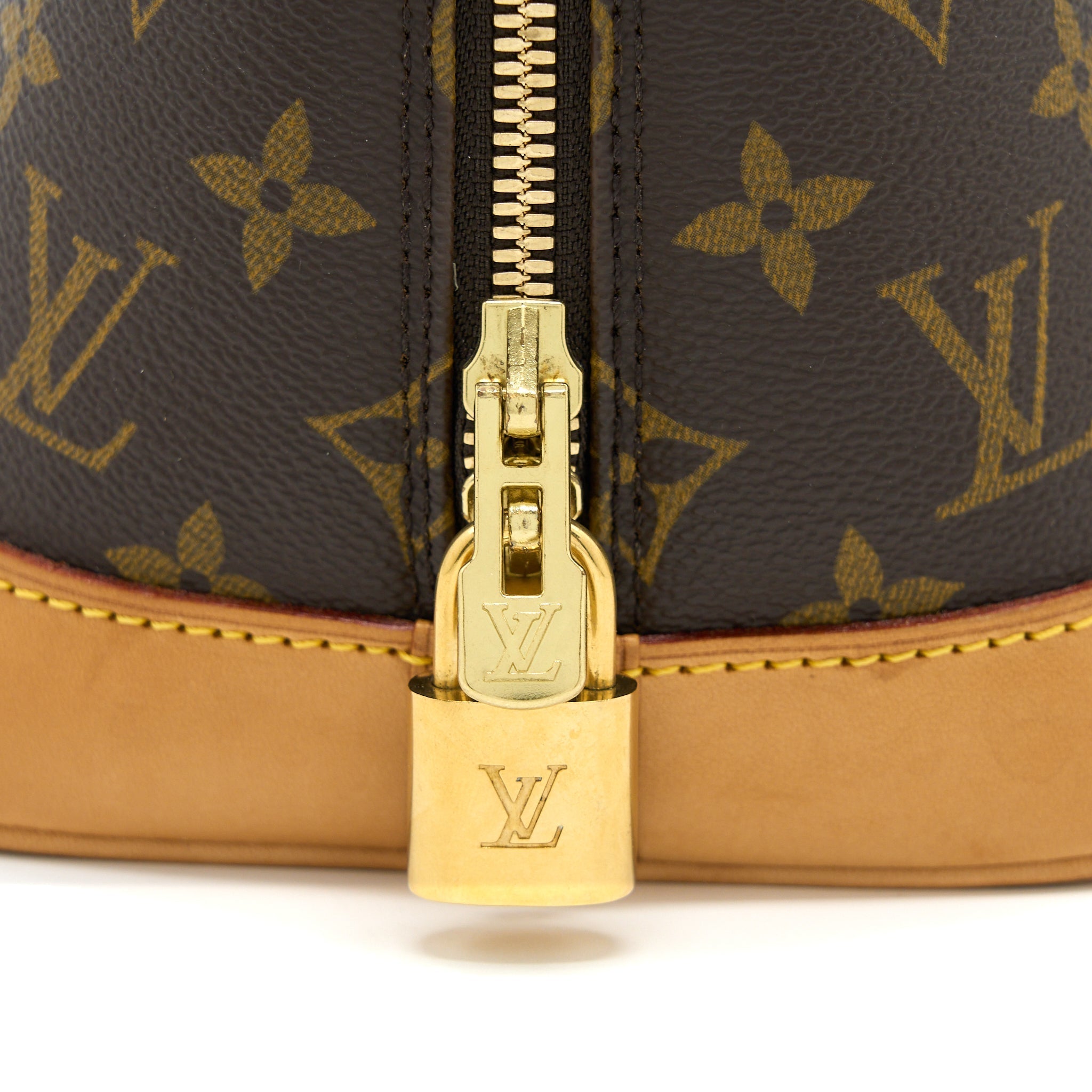 louis-vuitton-alma-pm-monogram-canvas-ghw