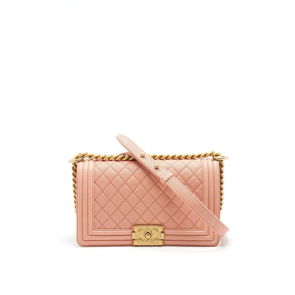 chanel-medium-boy-chanel-bag-caviar-pink-ghw