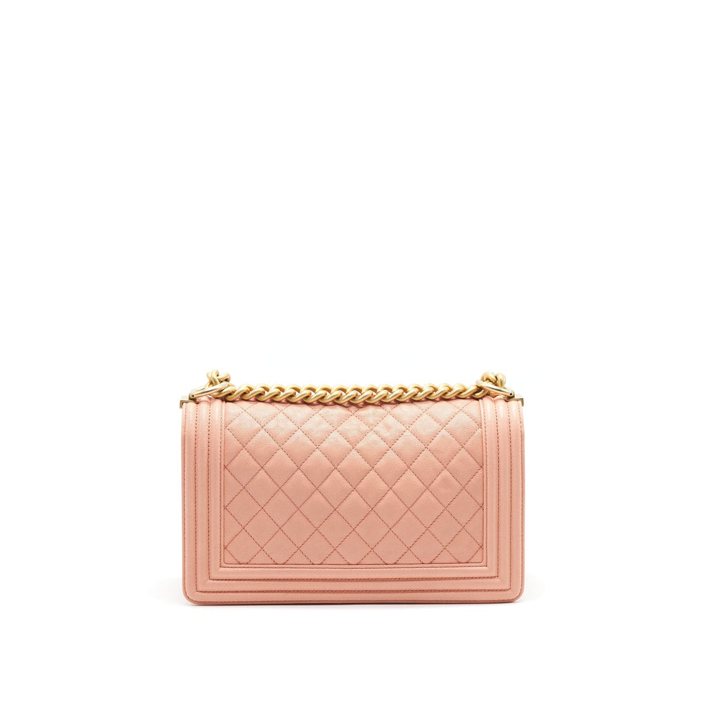 chanel-medium-boy-chanel-bag-caviar-pink-ghw
