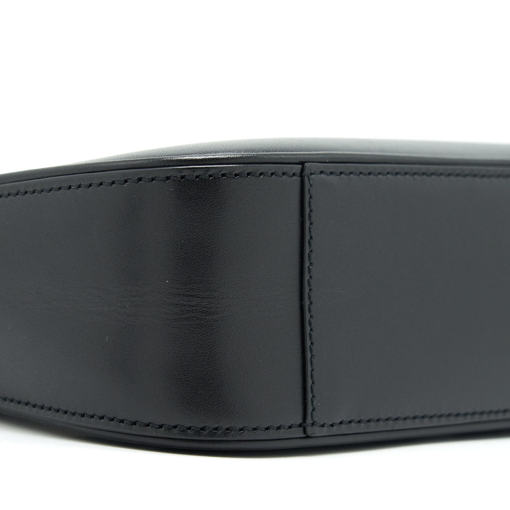 saint-laurent-le-5-a-7-hobo-bag-calfskin-black-ghw
