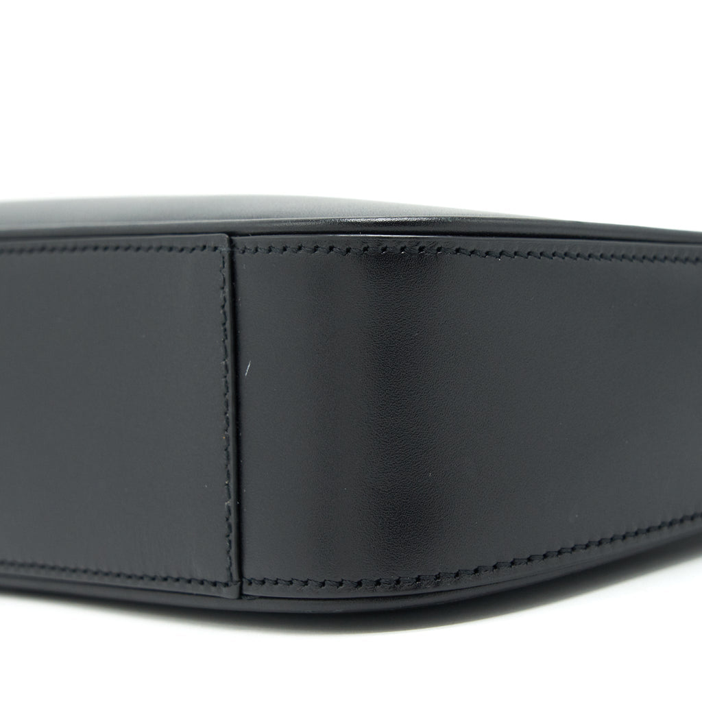 saint-laurent-le-5-a-7-hobo-bag-calfskin-black-ghw