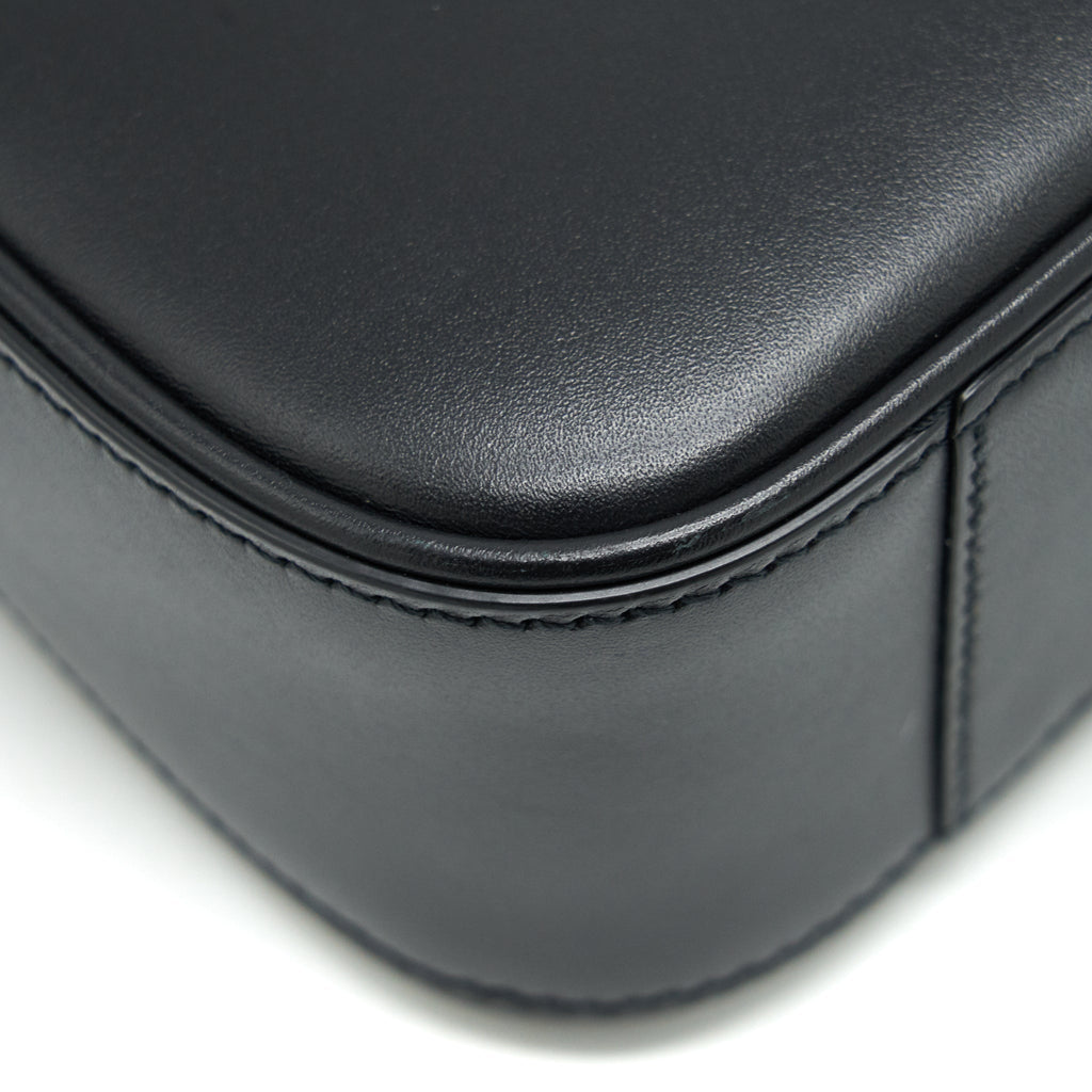 saint-laurent-le-5-a-7-hobo-bag-calfskin-black-ghw