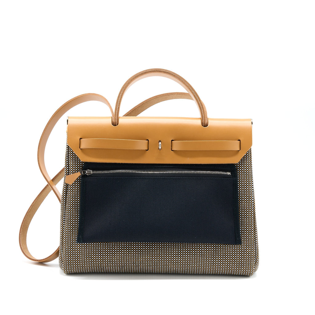 hermes-herbag-31-hunter-canvas-noir-blanc-desert-nat-sable-shw-stamp-u