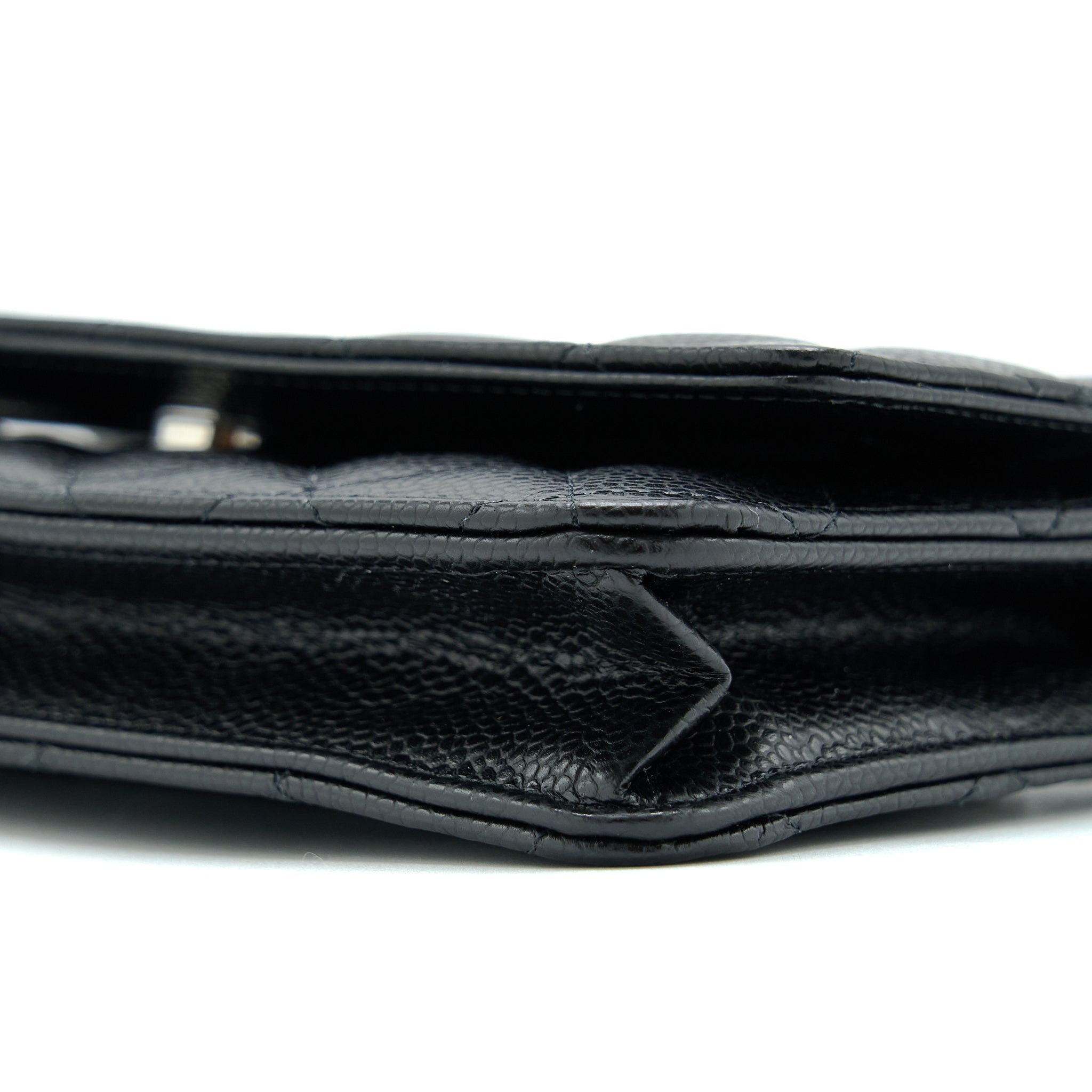 chanel-classic-wallet-on-chain-caviar-black-shw-microchip-2