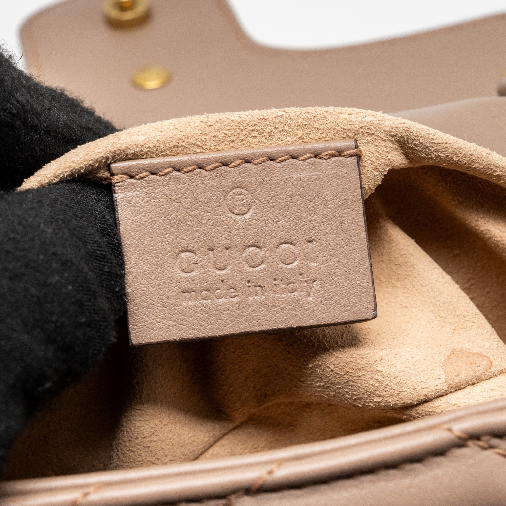 gucci-super-mini-gg-marmont-calfskin-beige-ghw