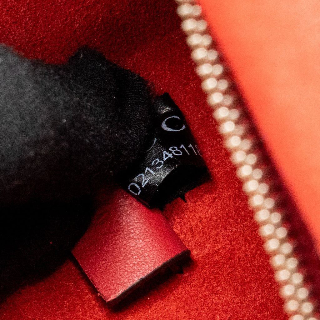 gucci-small-dionysus-shoulder-bag-gg-supreme-canvas-suede-red-shw