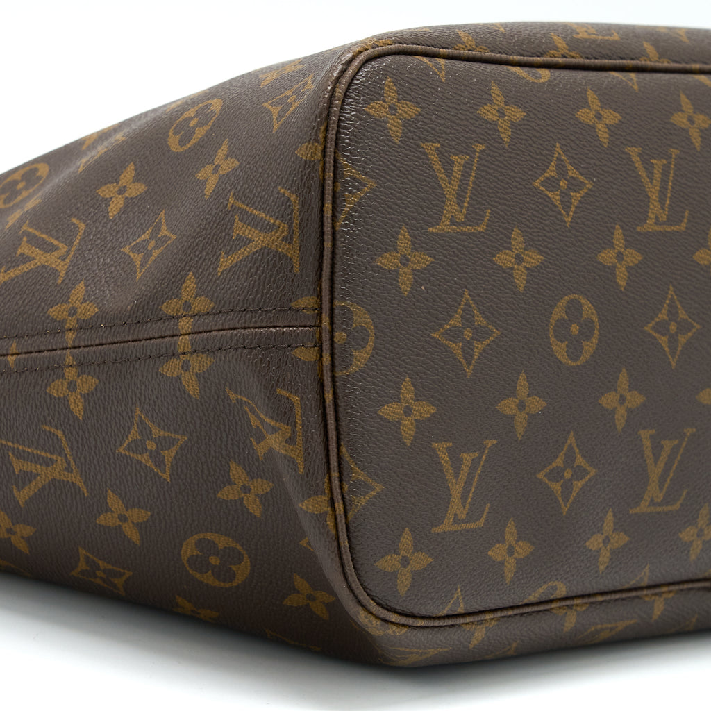 louis-vuitton-neverfull-mm-monogram-canvas-ghw