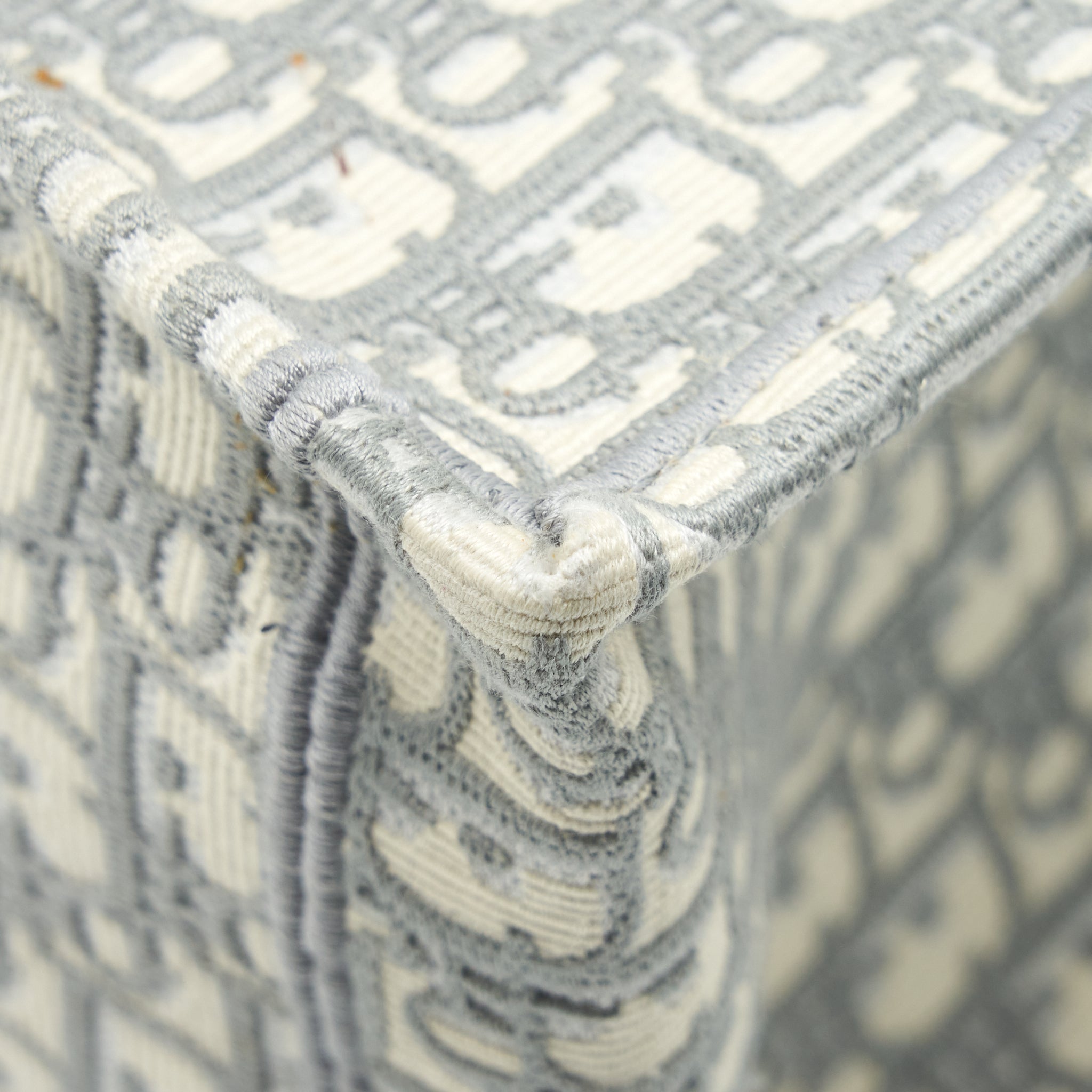 dior-large-dior-book-tote-grey-oblique-embroidery
