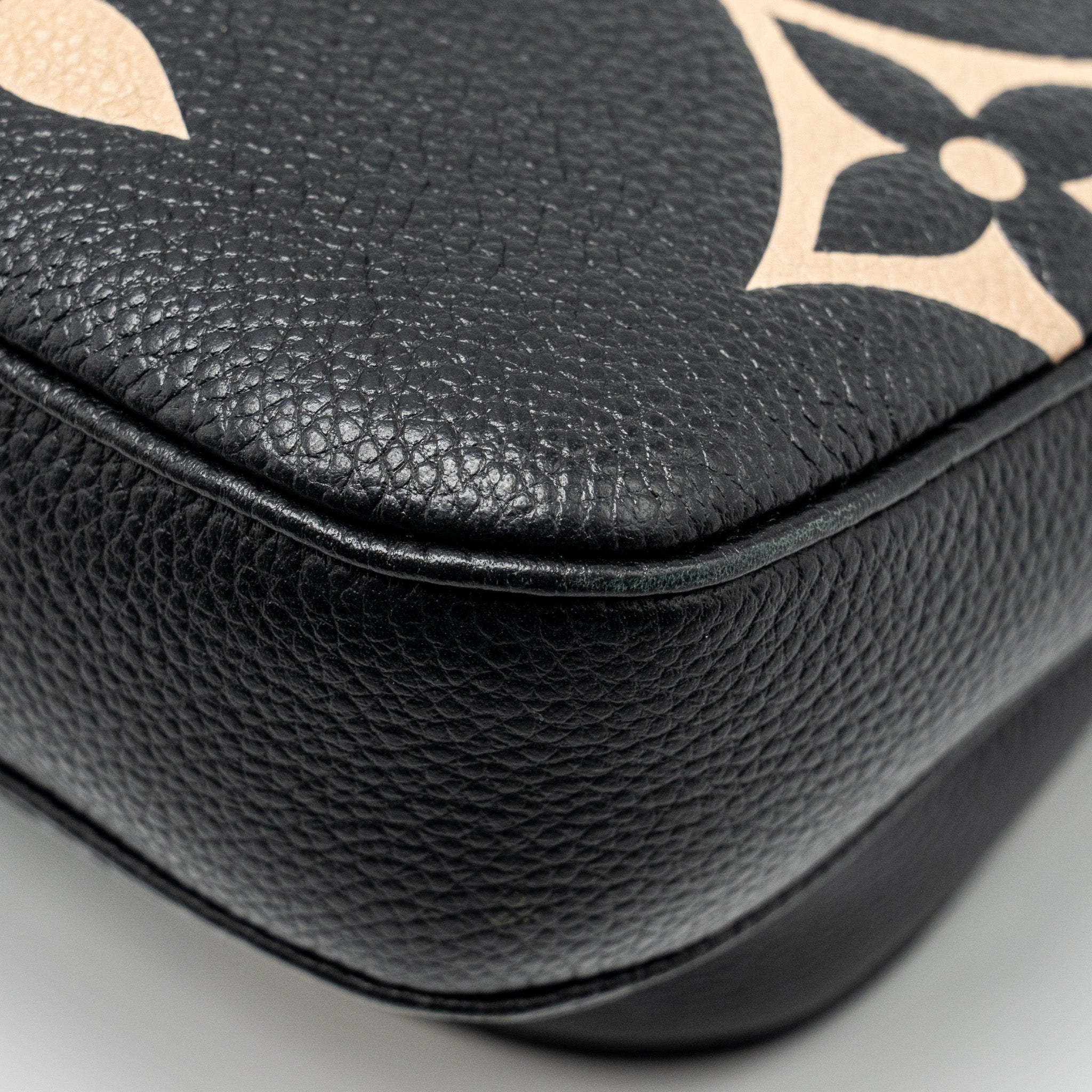 louis-vuitton-multi-pochette-accessories-bicolour-monogram-empreinte-ghw