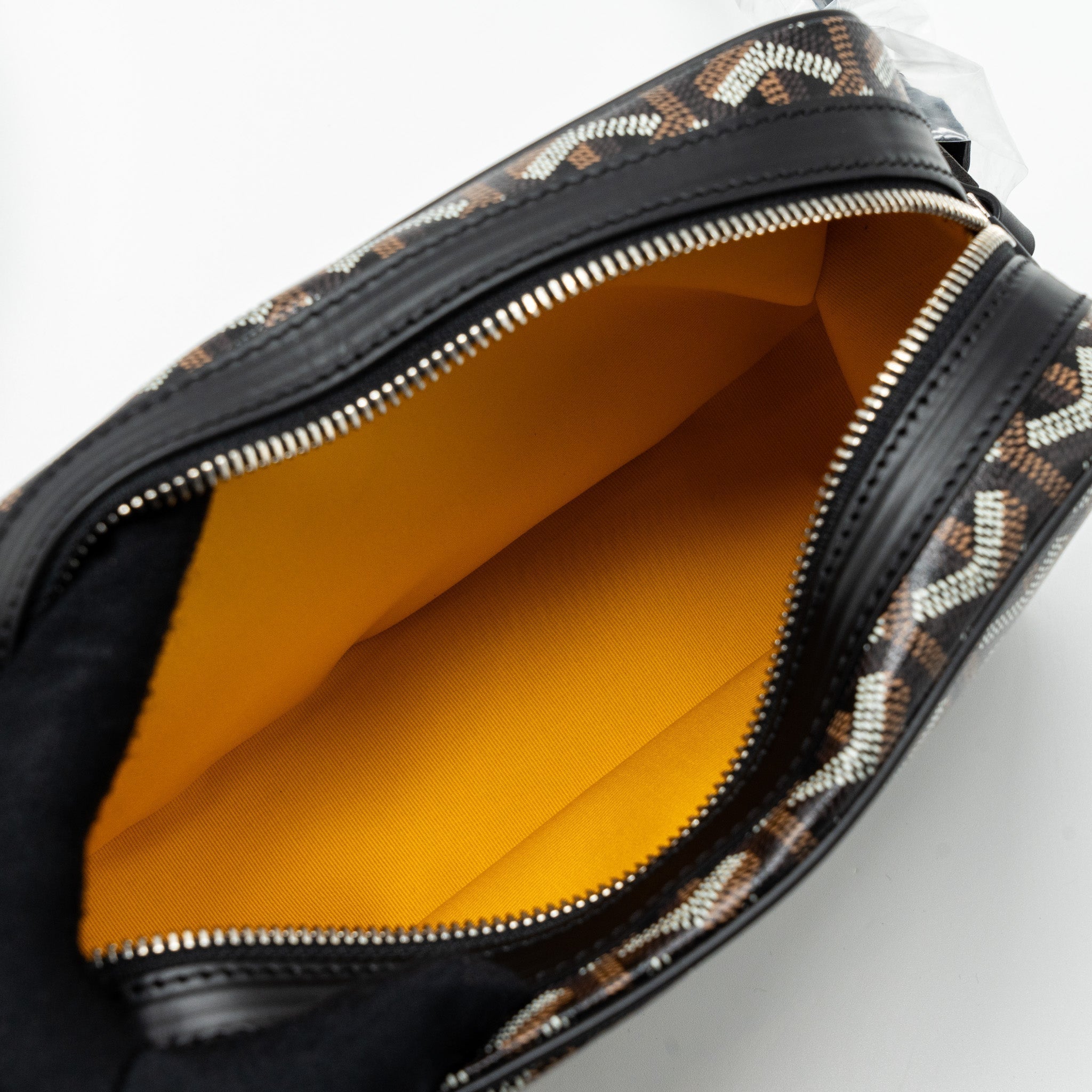goyard-cap-vert-pm-bag-canvas-leather-black-shw