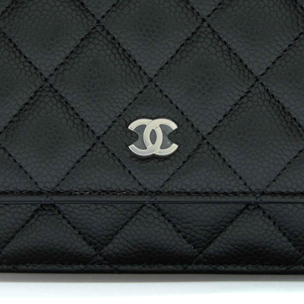 chanel-classic-wallet-on-chain-caviar-black-shw-microchip-2