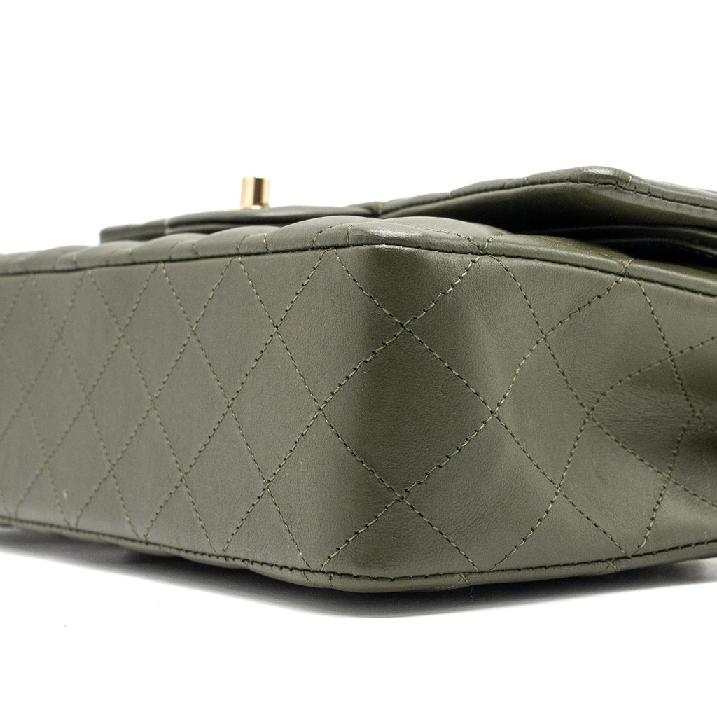 chanel-22k-medium-classic-double-flap-bag-lambskin-olive-green-lghwmicrochip